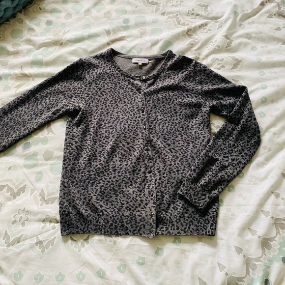 Calvin Klein Sweaters - Calvin Klein Cardigan (Animal Print)
